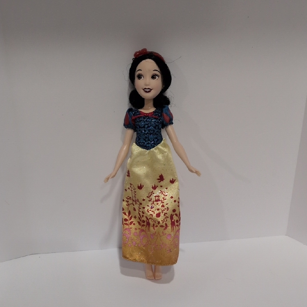 Disney Princess Doll Bundle - Picture 6 of 12